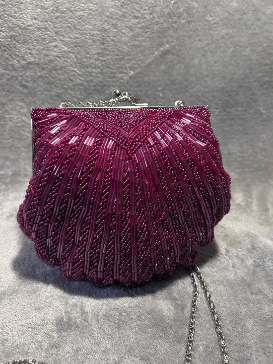 Retro Mini Purple Beaded Shell Bag on Silver Chain - Picture 8 of 13